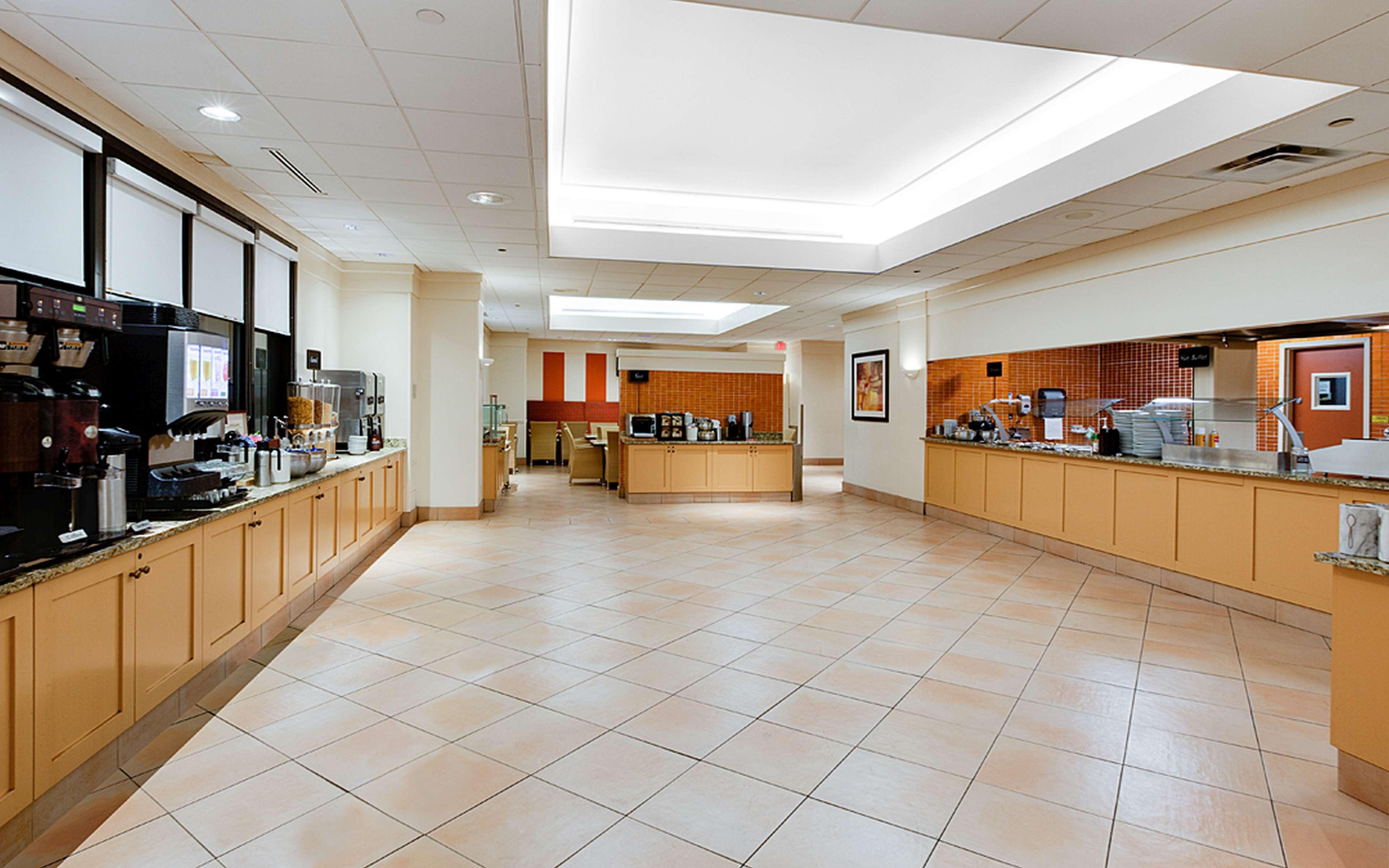 Embassy Suites By Hilton Tampa Airport Westshore Exteriör bild