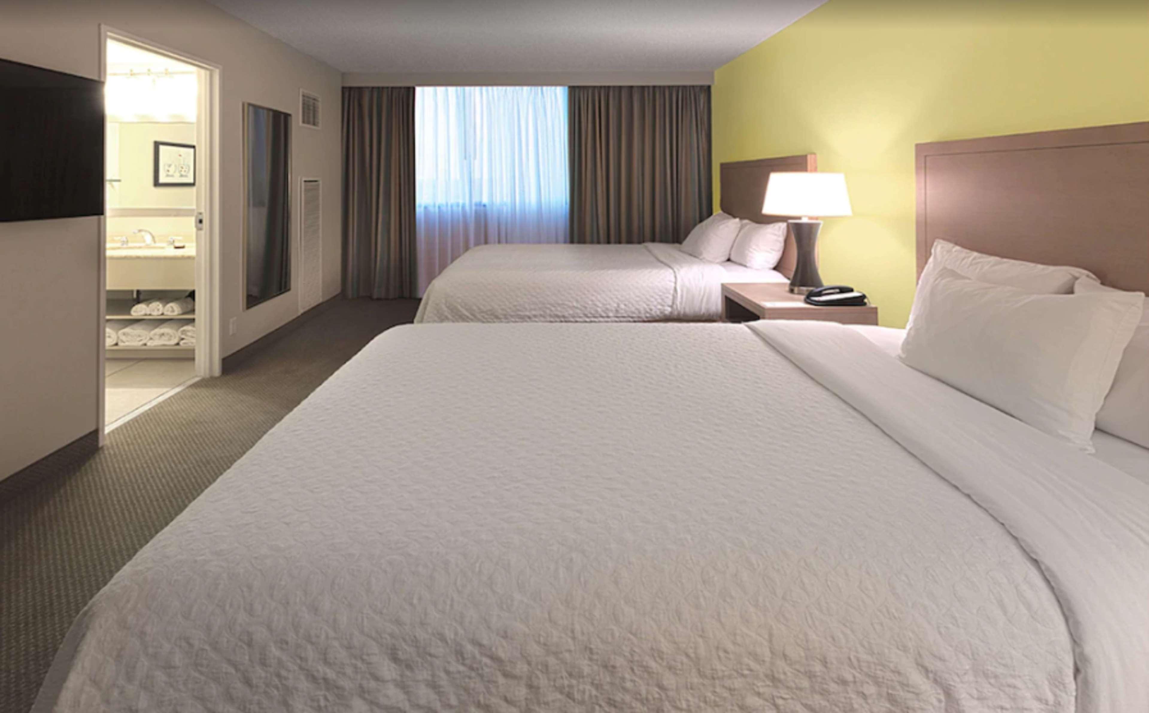 Embassy Suites By Hilton Tampa Airport Westshore Exteriör bild