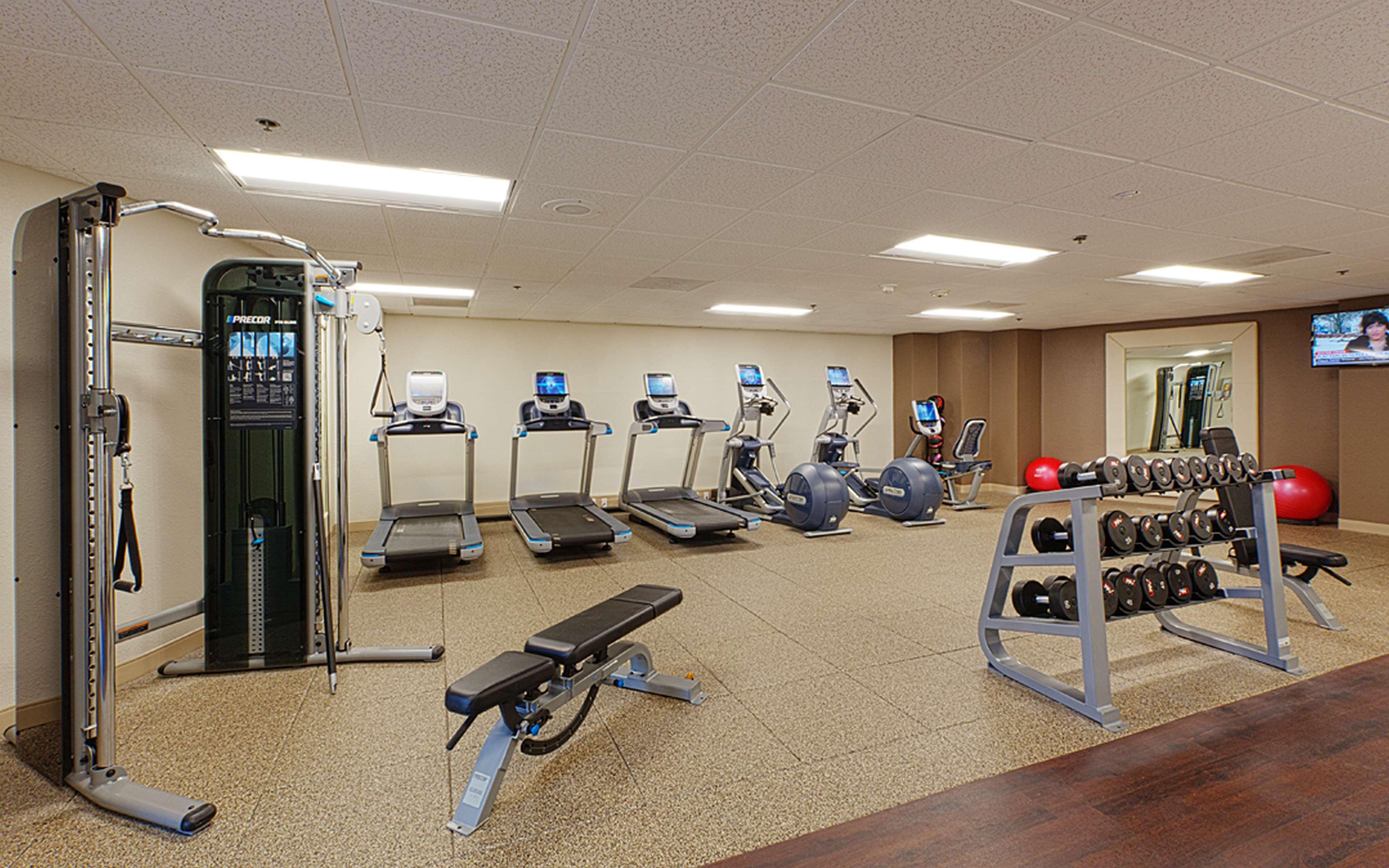 Embassy Suites By Hilton Tampa Airport Westshore Exteriör bild
