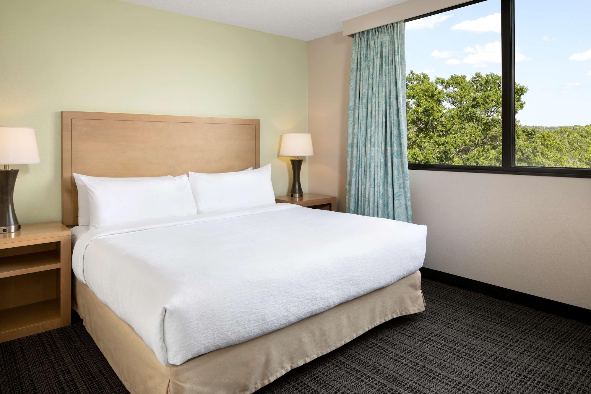 Embassy Suites By Hilton Tampa Airport Westshore Exteriör bild
