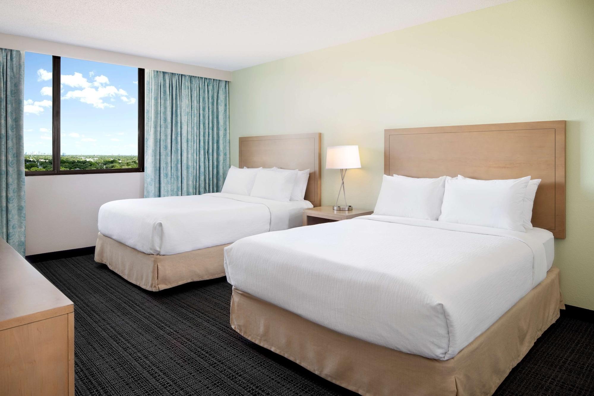 Embassy Suites By Hilton Tampa Airport Westshore Exteriör bild