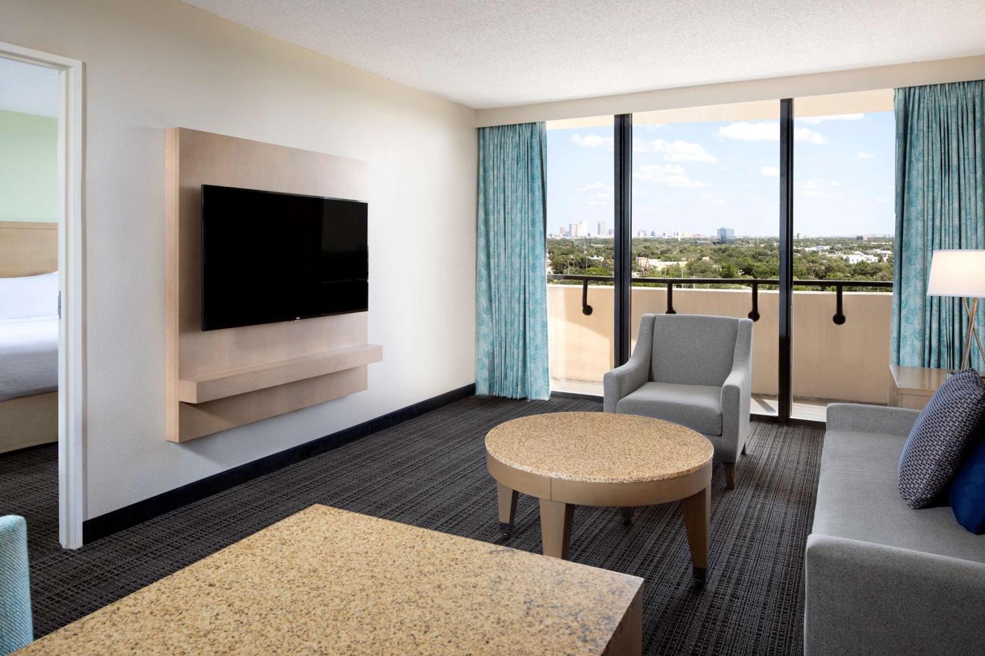 Embassy Suites By Hilton Tampa Airport Westshore Exteriör bild