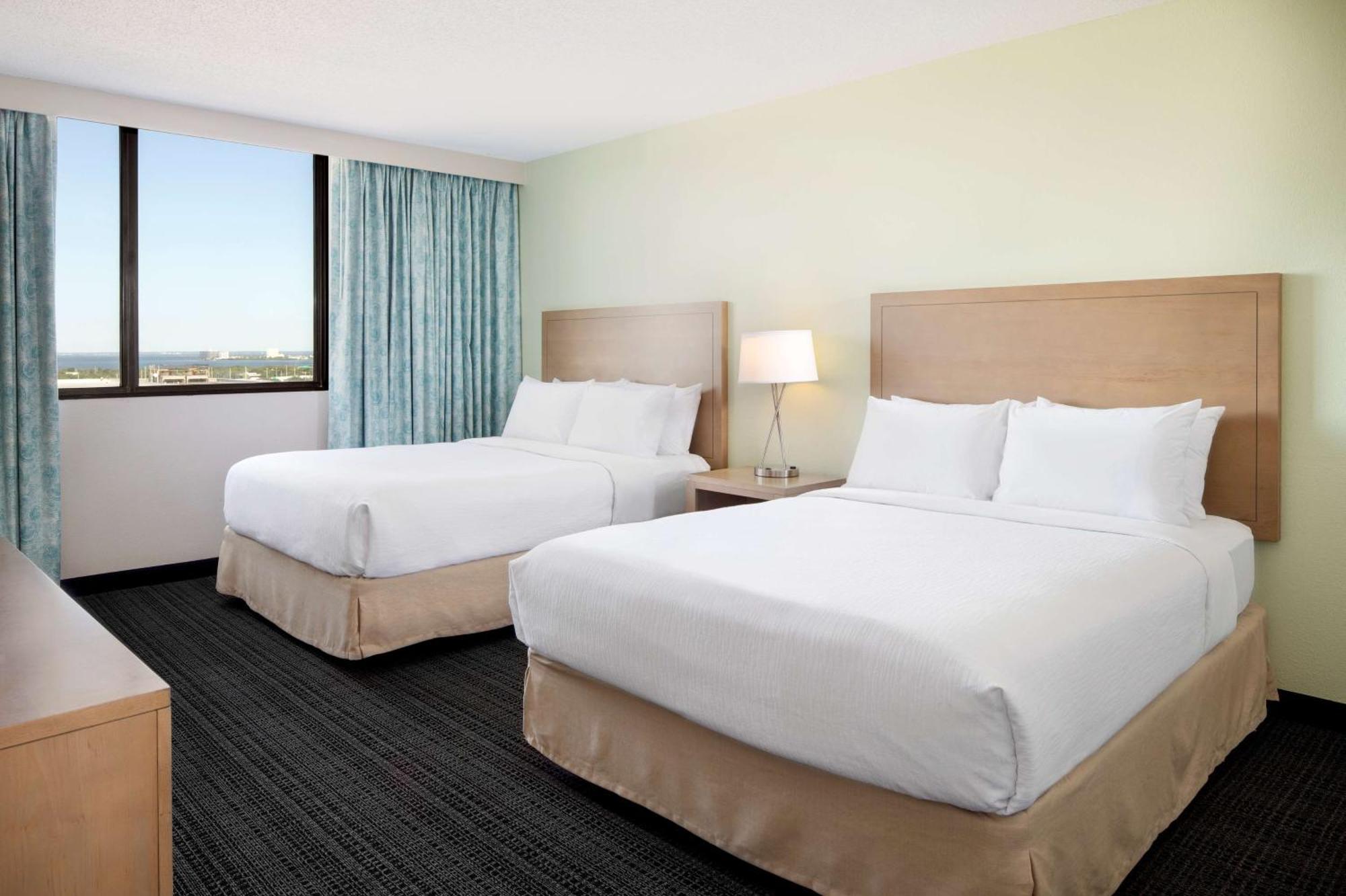 Embassy Suites By Hilton Tampa Airport Westshore Exteriör bild