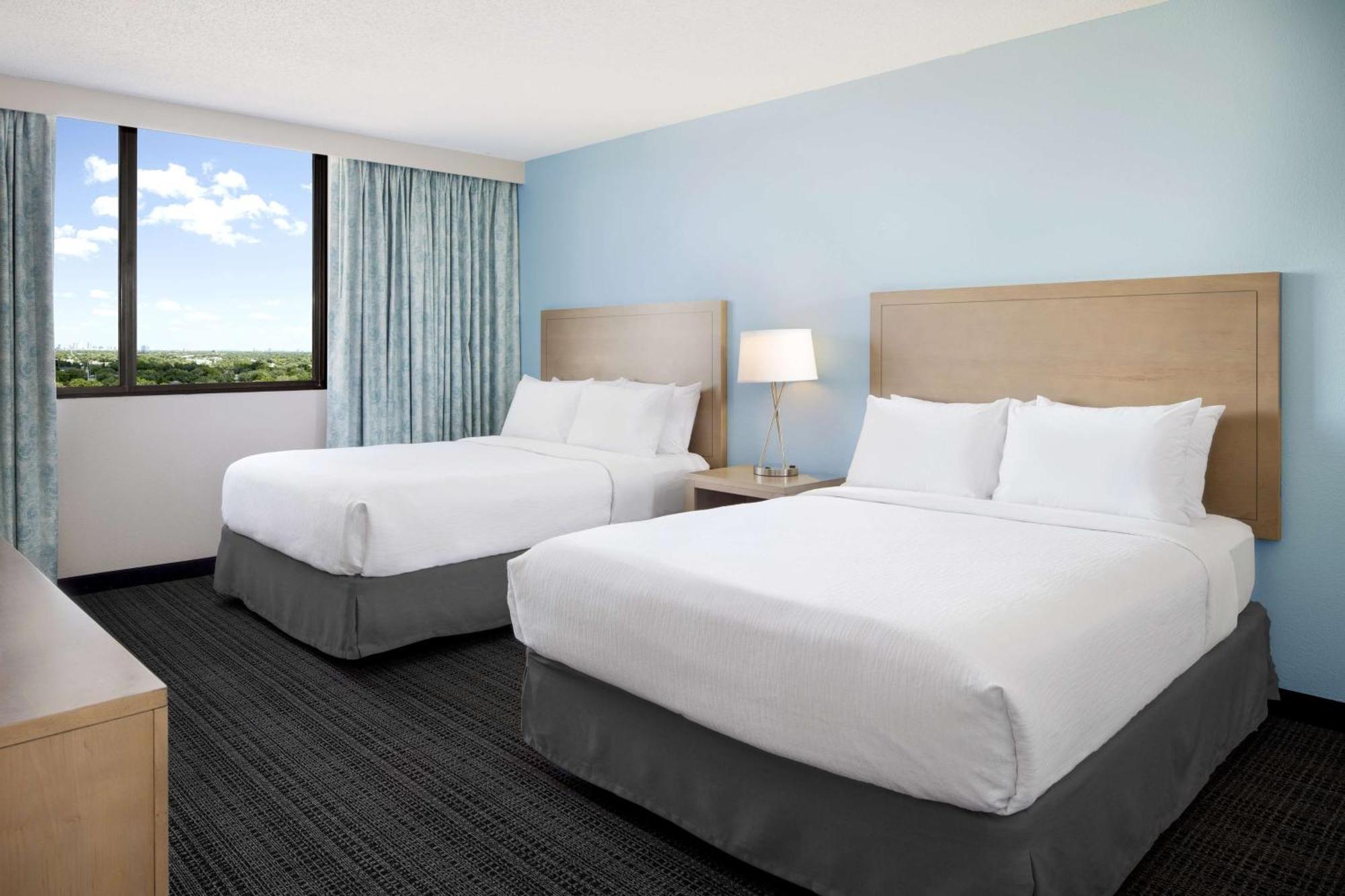 Embassy Suites By Hilton Tampa Airport Westshore Exteriör bild