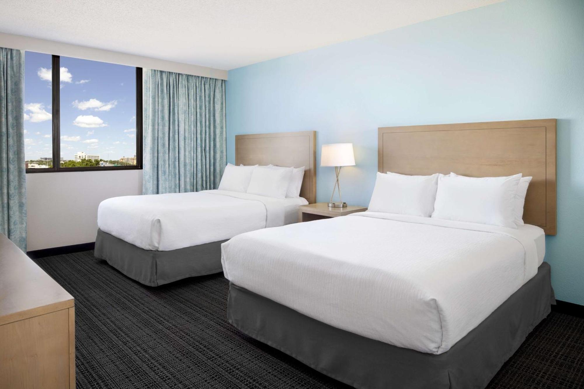 Embassy Suites By Hilton Tampa Airport Westshore Exteriör bild
